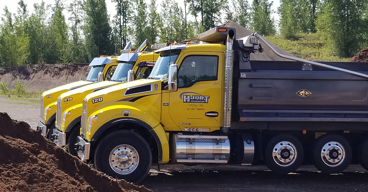 Hjort Excavating Improves Driver Retention With Fleet Of Kenworth W990s And T880s