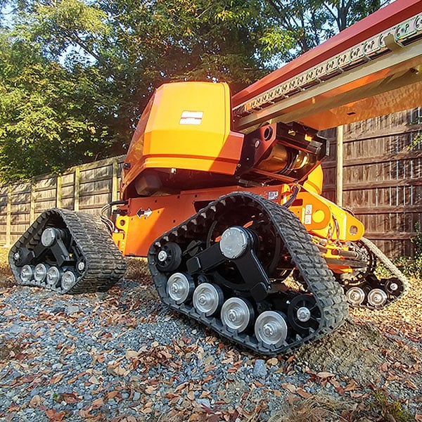 Quad Tracks Now Available For JLG 600S & 660SJ Boom Lifts