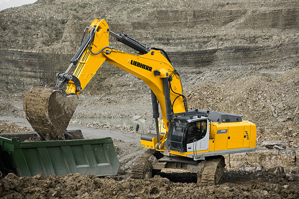 Liebherr Launches New 70-100 Tonne Crawler Excavators