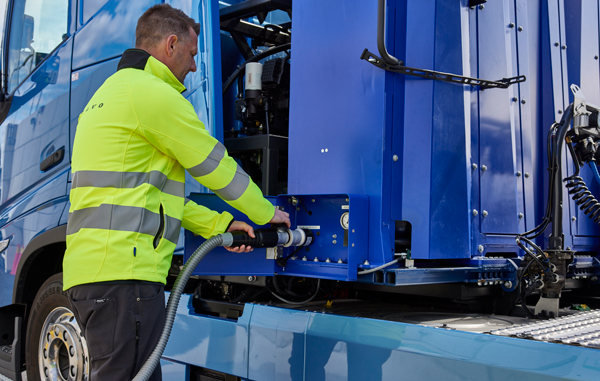 Volvo Trucks Showcases New Zero-Emissions Truck
