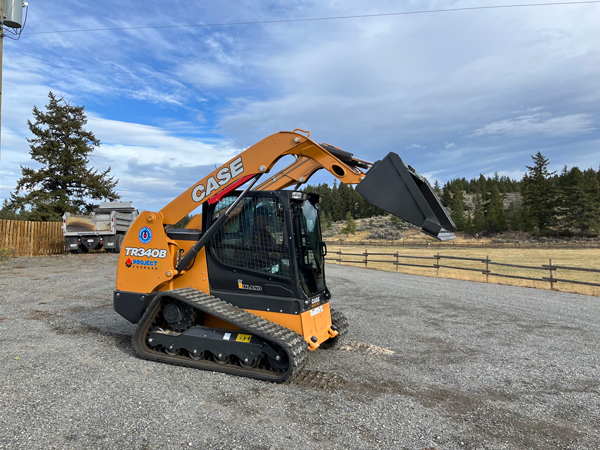 Inland Delivers Case TR340B To Honour Ranch