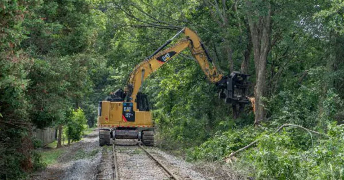 Dymax HPX21 Tree Shear On Rail In Arkansas
