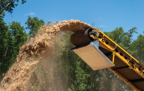 The Daily Grind: Land-Clearing Business Finds New Revenue With Tigercat 6900 Grinders