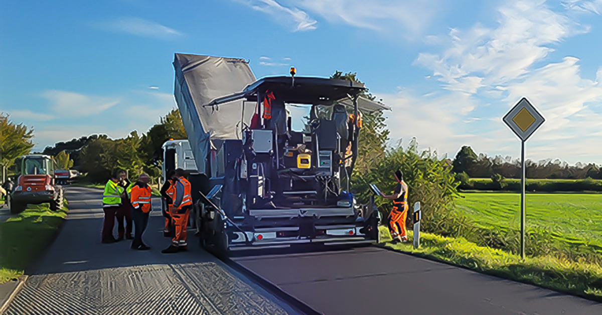 Dynapac Launches New Multi-Function SD2500CS Protac Spray Paver