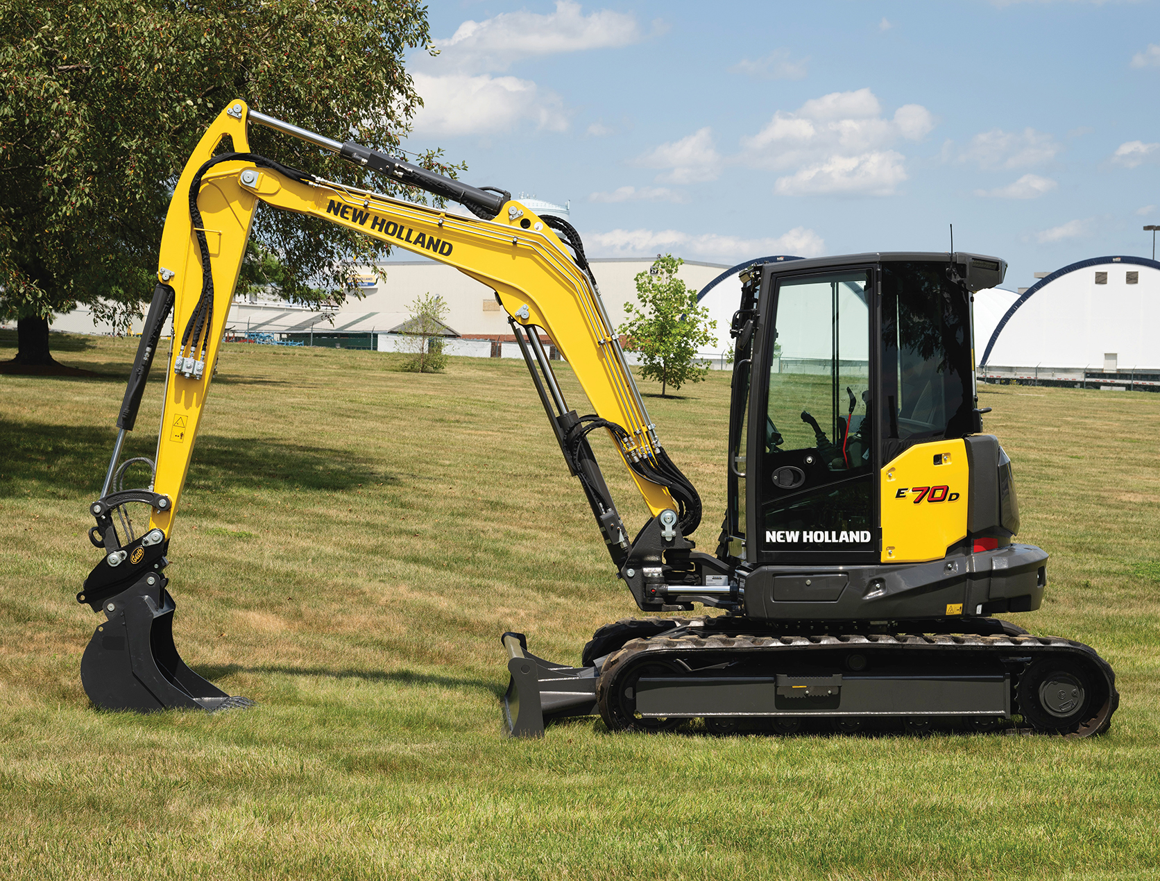 New Holland Launches New E70D Midi Excavator