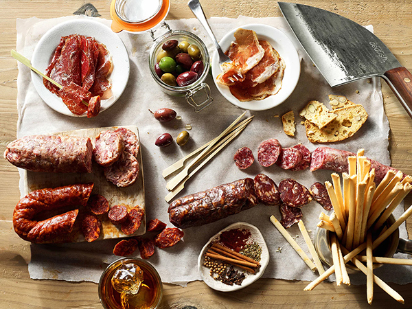 Kitchen Knife & Meats Gift Box from Carnivore Club
