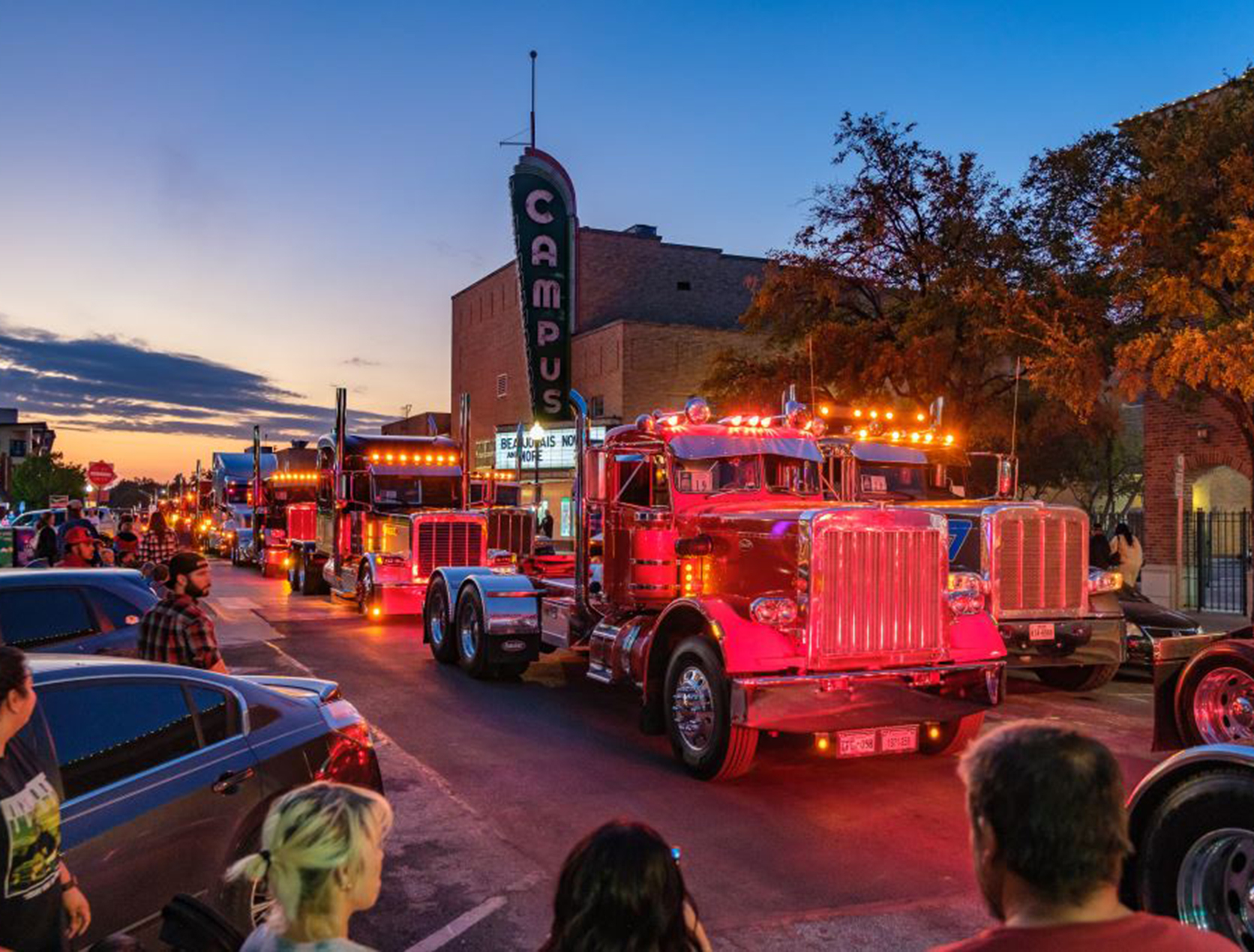 Peterbilt Supports United Way With Annual Parade