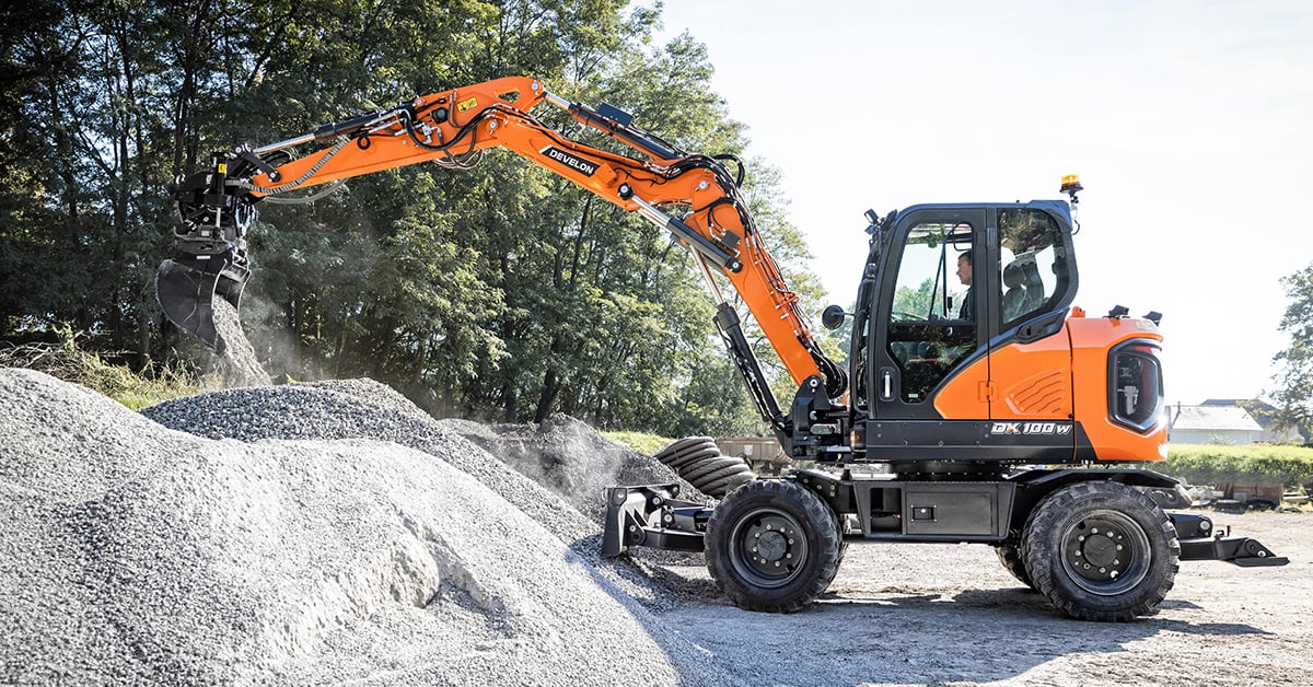 DEVELON Rolls Out DX100W-7 Mini Wheel Excavator