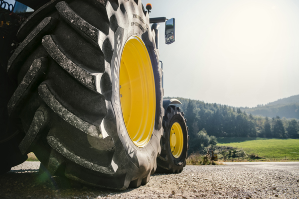 Firestone Ag Introduces Premium Bridgestone Tractor Tires