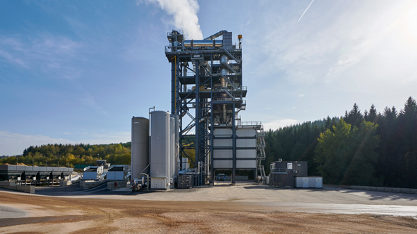 How Is Reduced-Temperature Asphalt Produced?