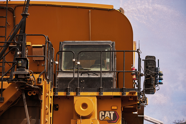 Caterpillar Introduces New 789D Autonomous Water Truck