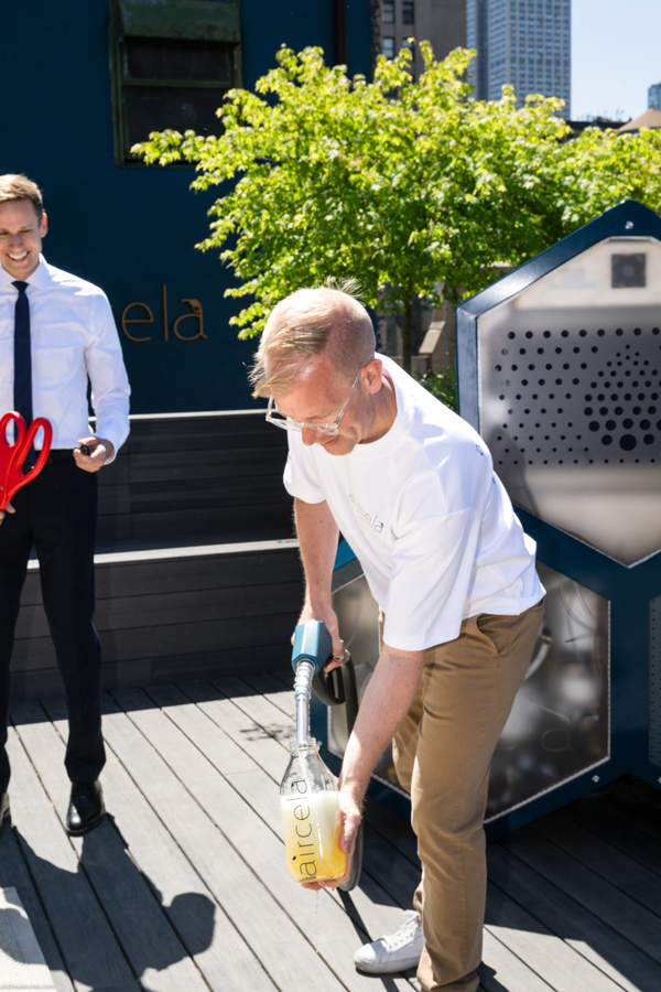 Can You Make Gasoline Out Of Thin Air? Aircela thinks it has a solution. 