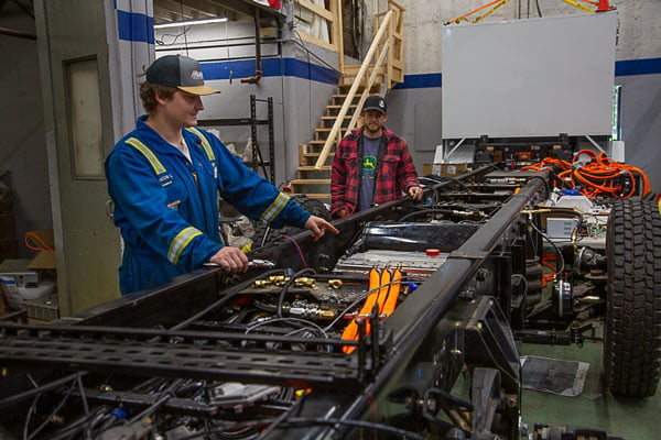 Supply Post The Edison Motors Story by Ronald Mullins