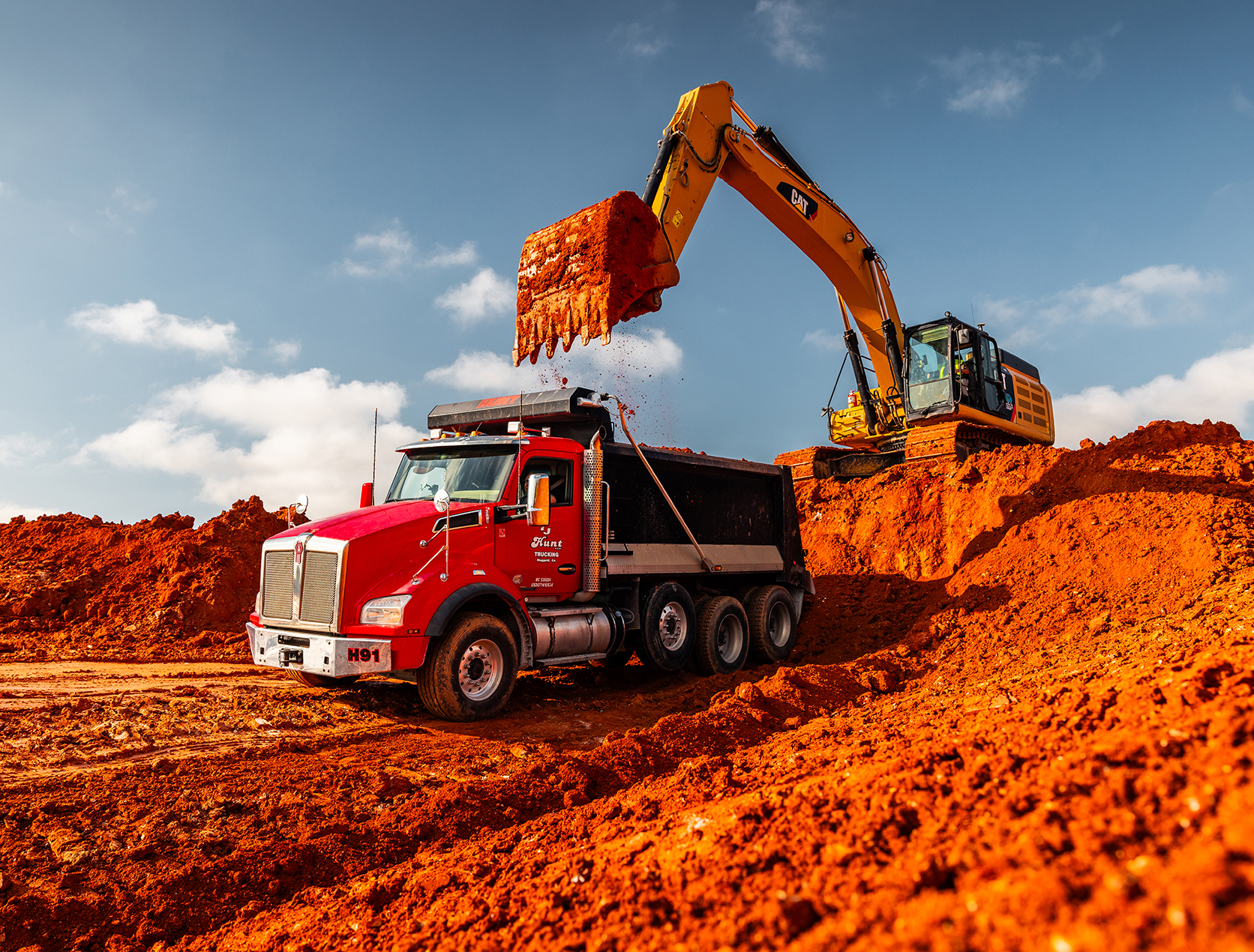 TJ Hunt Trucking Improves Efficiency With Kenworth T880s