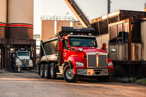 TJ Hunt Trucking Improves Efficiency With Kenworth T880s