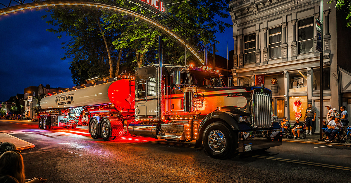 Kenworth Chillicothe Plant Hosts Fourth Annual Kenworth Truck Parade
