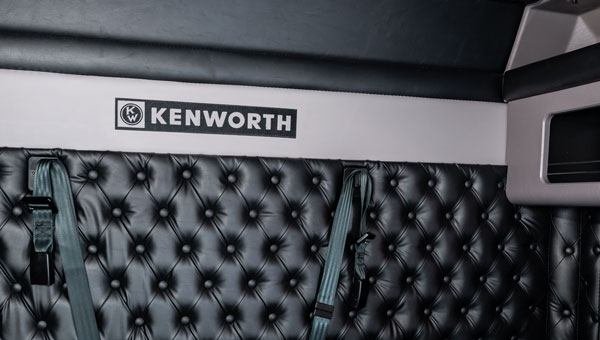 Kenworth Unveils W900 Legacy Edition