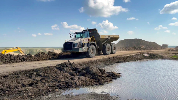 Rokbak Haulers Worth Their Weight In Gravel For Alberta Crew