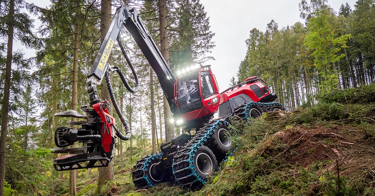 Komatsu Introduces 951XC-1 Harvester