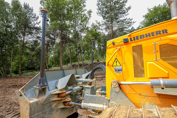 Liebherr Launches Unicontrol On G8 Crawler Dozers