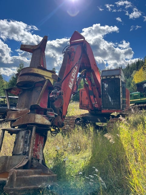 2003 Madill 3200C feller buncher, from a Supply Post listing