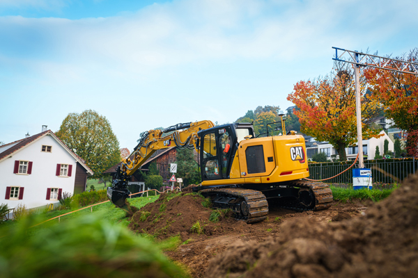 Caterpillar Launches New 319 Compact Radius Excavator