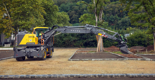 Volvo CE Brings Next-Gen Wheeled Excavators To North America