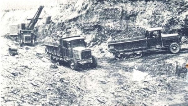 Cummins Announces New Mining Developments. Pictured: 100 Years of Mining with Cummins! 1933, The Linn Haftrak. Model H engines become popular in the Linn Haftrak, an off-road load carrier. The 136-horsepower, 11-liter version of the Model H provides more power than contemporary gasoline engines, enabling the Haftrak to haul up to 20 tons at 8 mph.