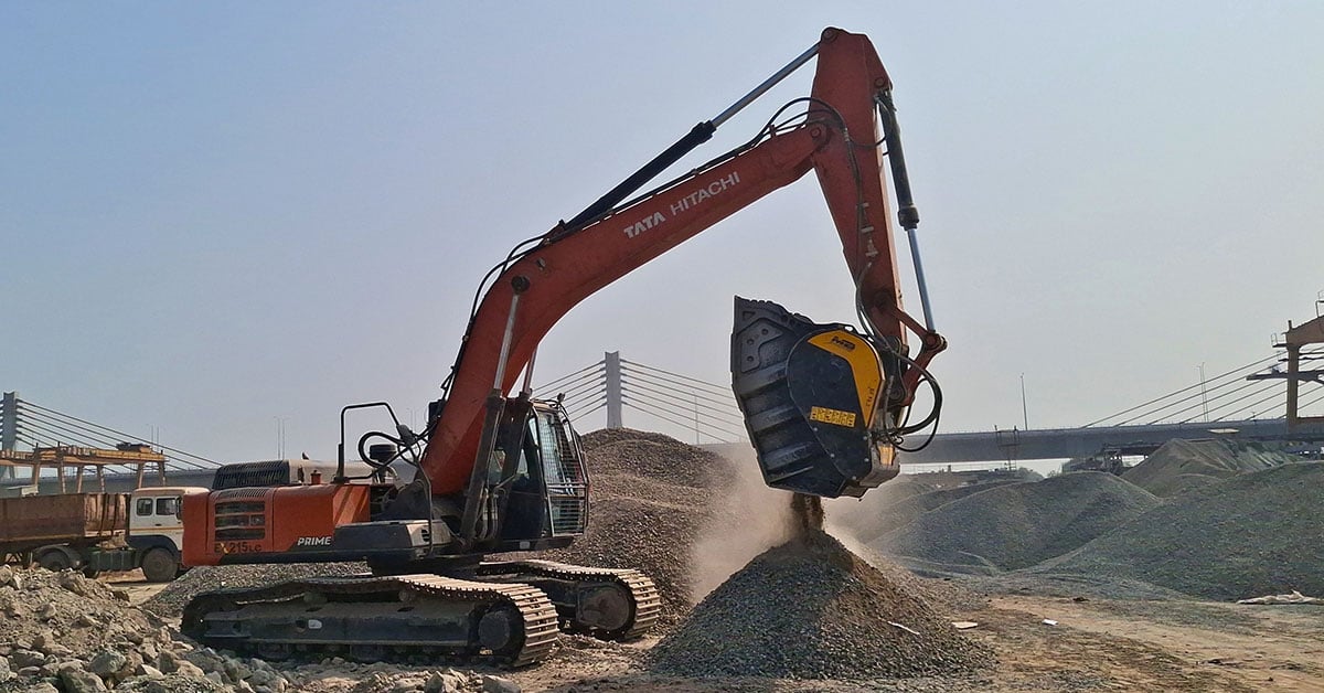 MB Crusher Attachments Get To Work