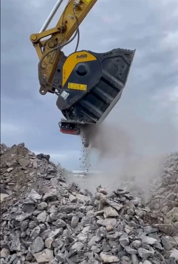 MB Crusher Attachments Get To Work