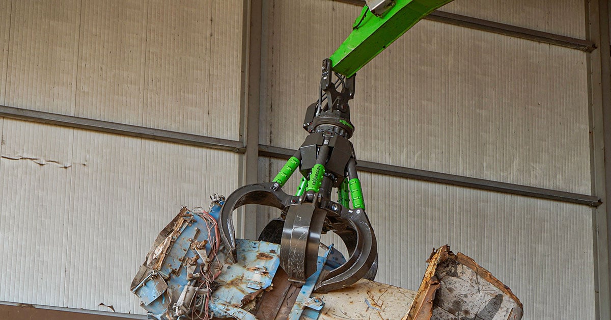 Sennebogen Unveils New Orange Peel Grab