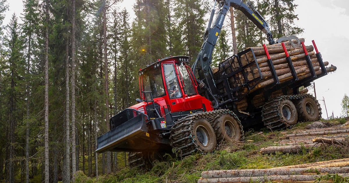 Komatsu Introduces XF895-3 Forwarder