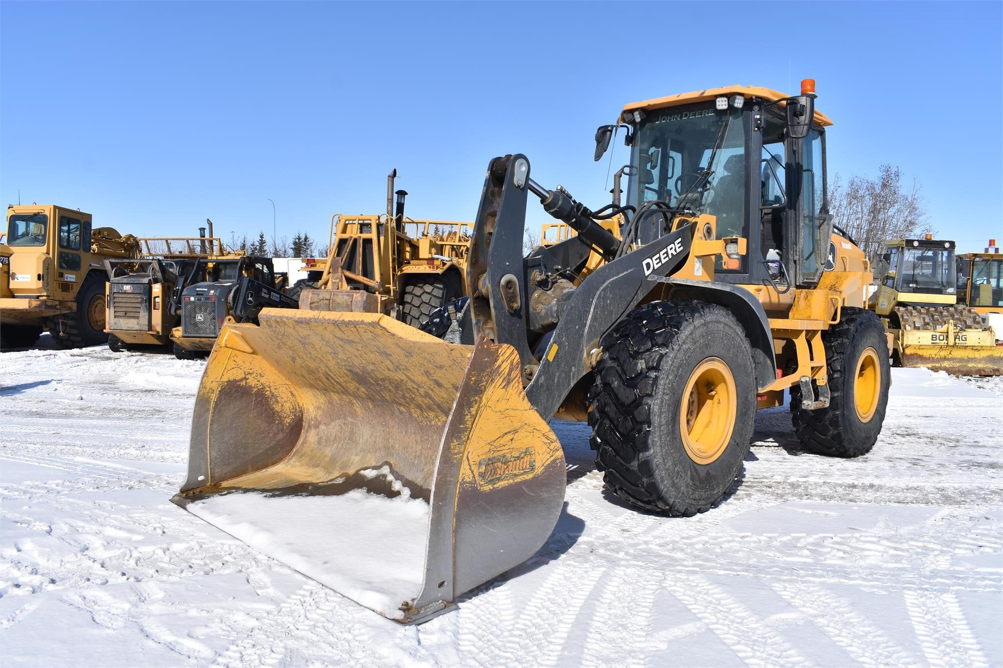 ultimate-guide-to-buying-construction-equipment-in-canada