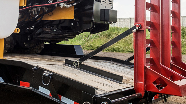 Towmaster Launches New T-30D Triple-Axle Drop-Deck Trailer