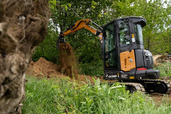 CASE Launches New 3-Ton Mini Excavators