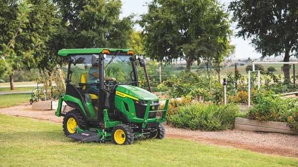 John Deere Redesigns Compact Utility Tractors