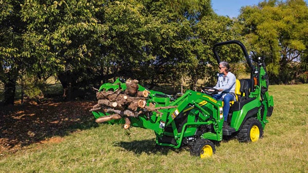 John Deere Redesigns Compact Utility Tractors