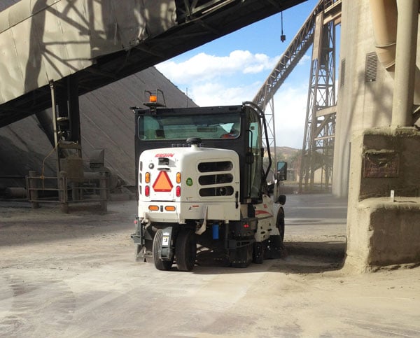 Minimizing Dust When Street Sweeping