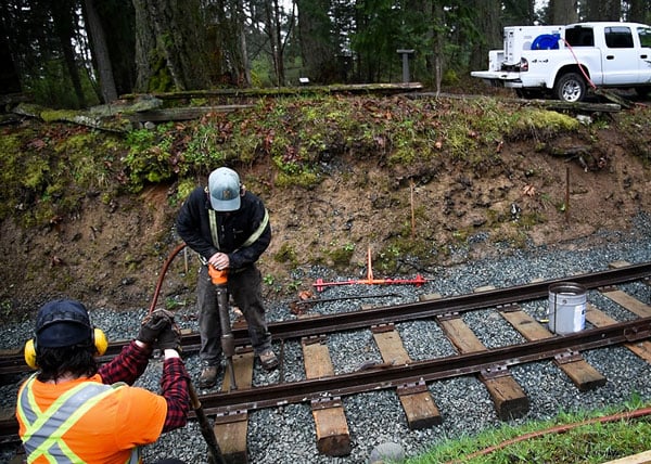 VMAC Supports BC Forest Discovery Centre With G90 Air Compressor