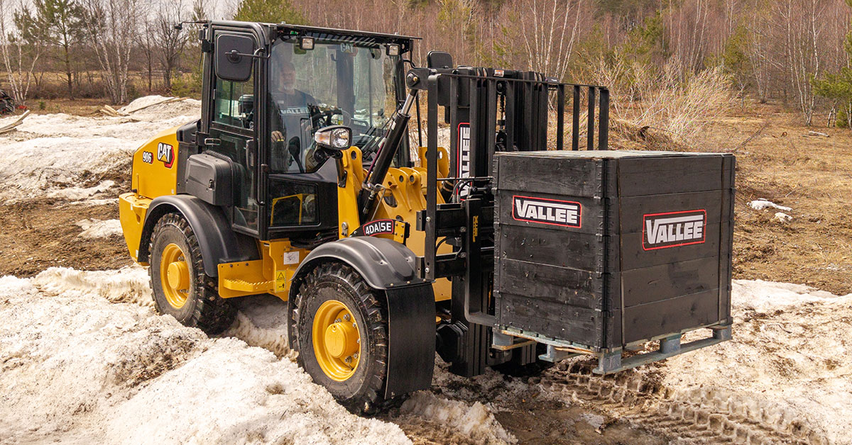 Vallée Introduces Its New 4DA5E Articulated Rough-Terrain Forklift