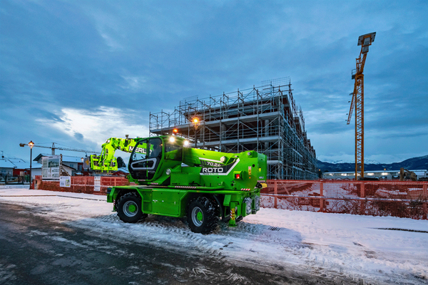 Merlo Introduces New ROTO Plug-In Telehandlers