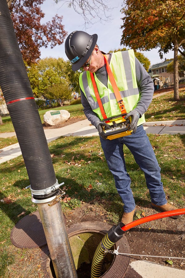 Dealing With Fall Buildup In Sewers with Vactor