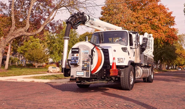 Dealing With Fall Buildup In Sewers with Vactor