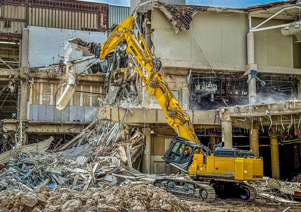KOBELCO Launches New SK650DLC-11 High Reach Excavator
