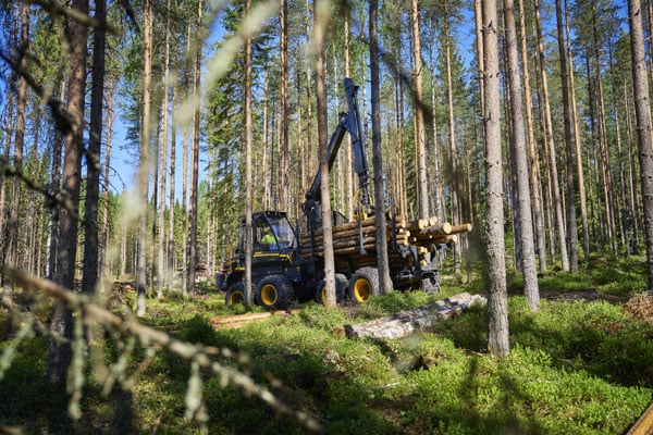 New Thinning-Optimized Harvester And Forwarder From Ponsse