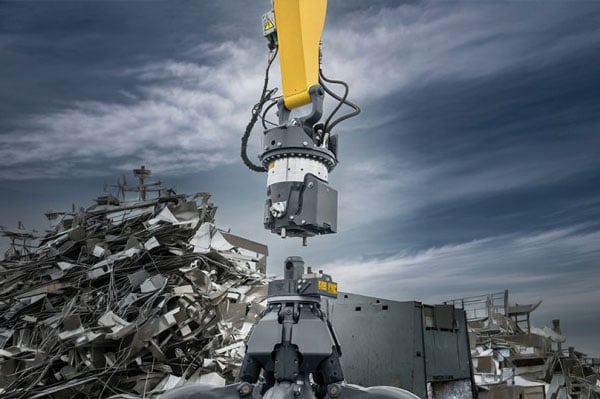 Liebherr Attachments And Quick Coupling Systems For Scrap Handling And Recycling. Pictured: Liebherr MH 40C Solidlink quick coupling system.