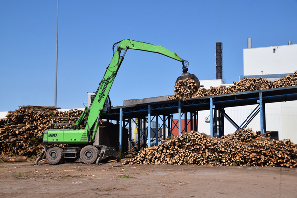Port Hawkesbury’s Investment In People Pays Off With Sennebogen  