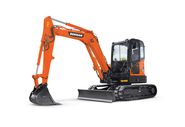 Doosan Showcases DX62R-3 And DX85R-3 Mini Excavators