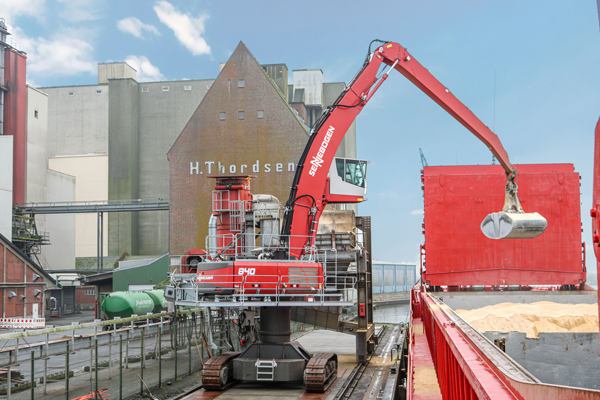 Sennebogen Delivers Customized Port Solutions