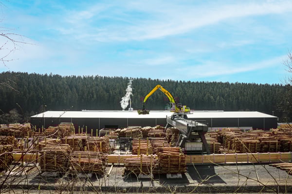 Electric Sennebogen Material Handler Complements State Of The Art Sawmill